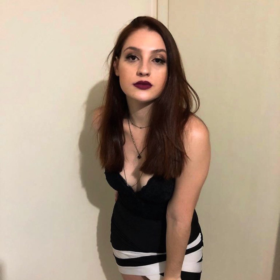 Atakent Bölgesinden Zarif ve Ateşli Bayan - Ayşen