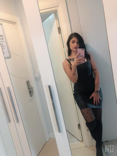 Çiftlik Bayan'da Mesmerizing Eskort - İpek