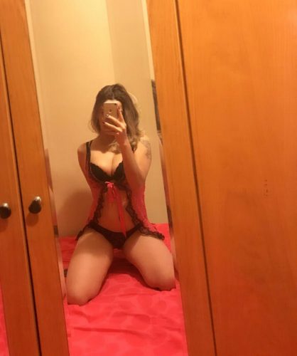 Sınırsız Çiftlik Escort - Dikkatleri üzerine çeken Yasemin!