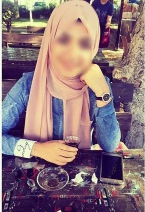 Cazibeli eve gelen eskort Binnur